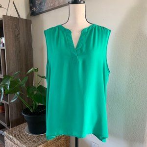 Emerald green Chaus New York Top